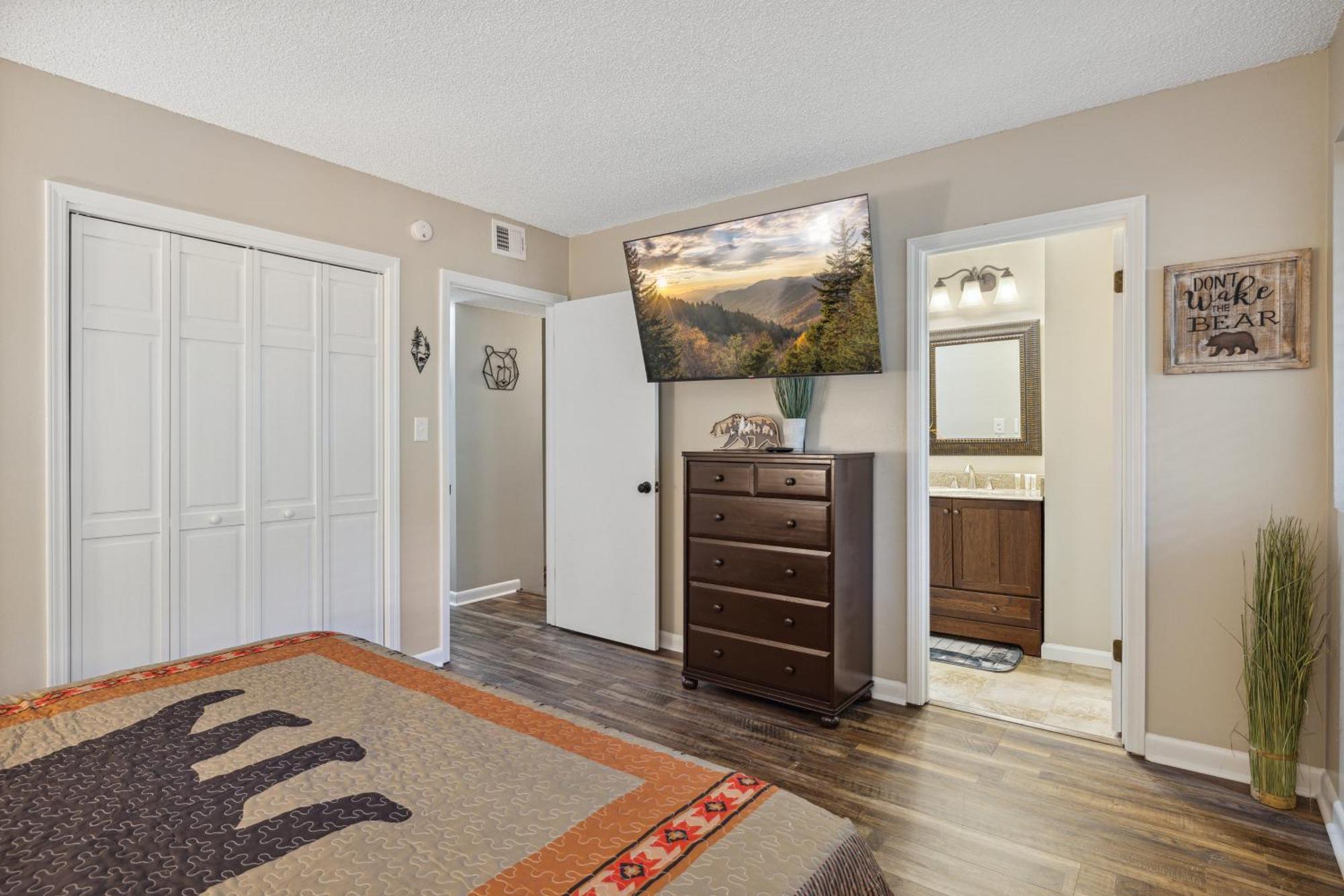 Obear Mountain Is A Newly Updated Condo In Chalet Village Of Gatlinburg! エクステリア 写真