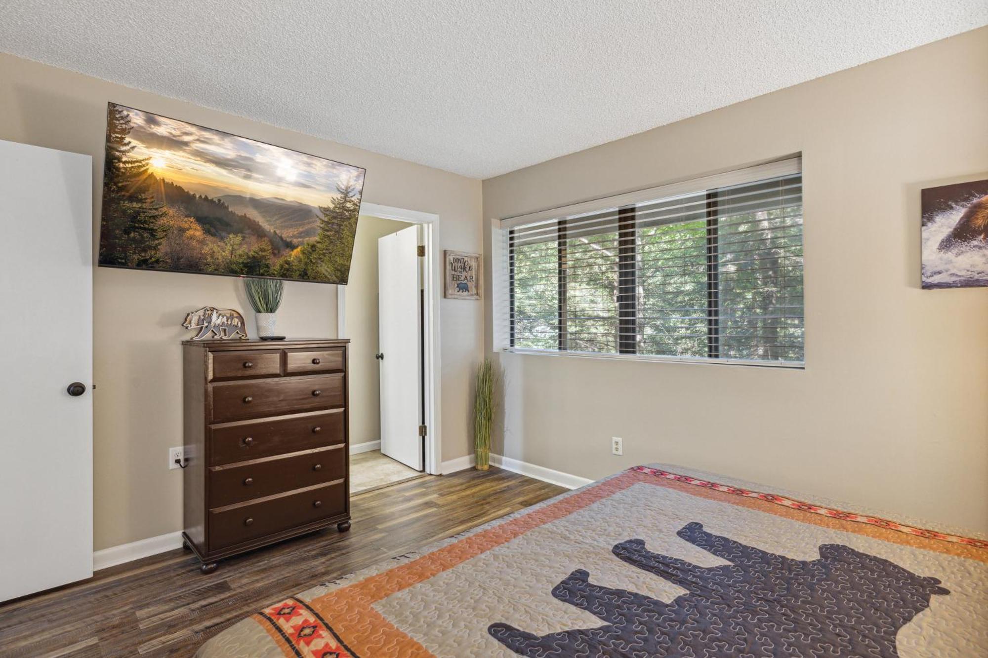 Obear Mountain Is A Newly Updated Condo In Chalet Village Of Gatlinburg! エクステリア 写真